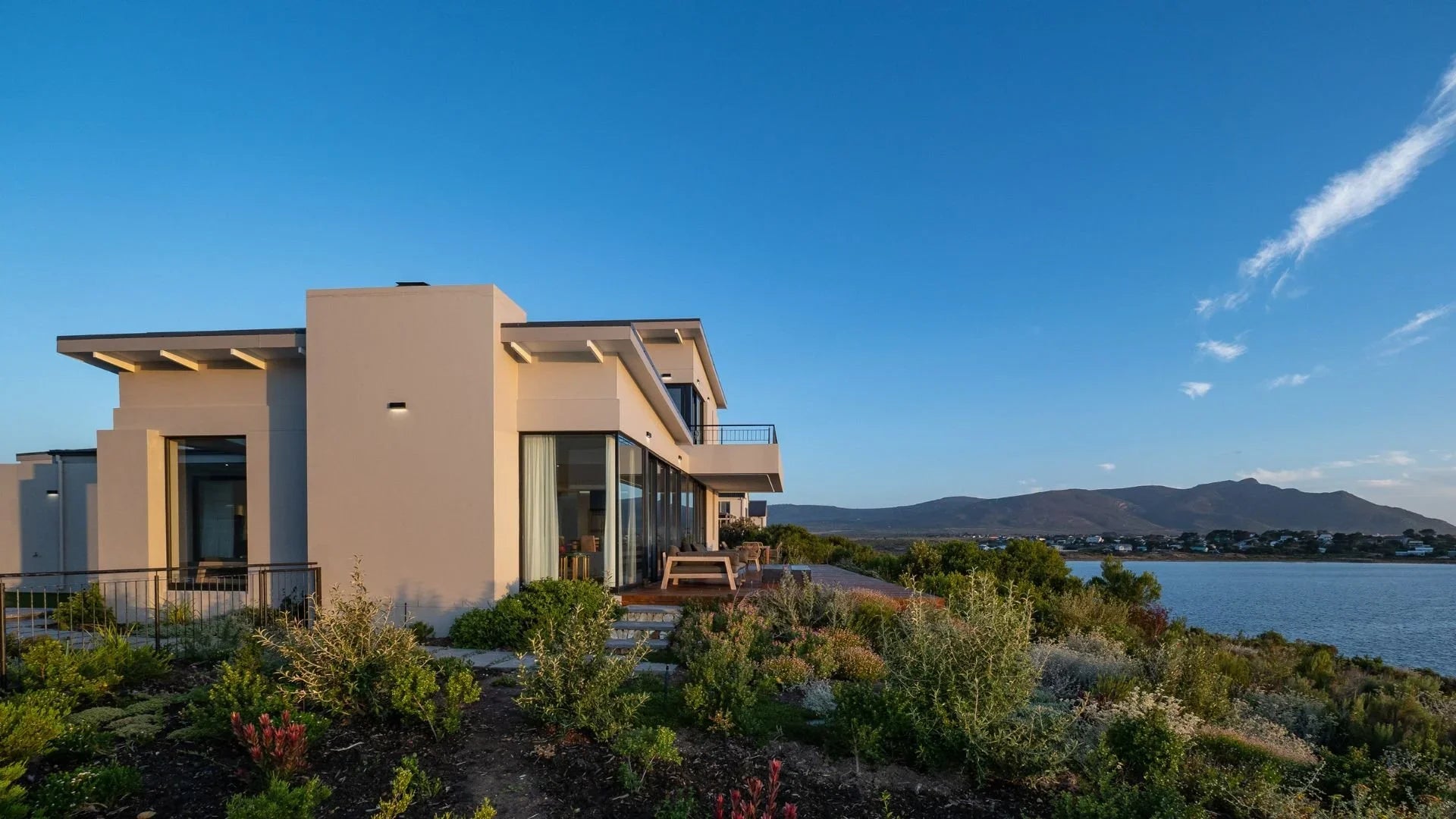 Vacation Rentals; Wine, City, and Coastline Retreats