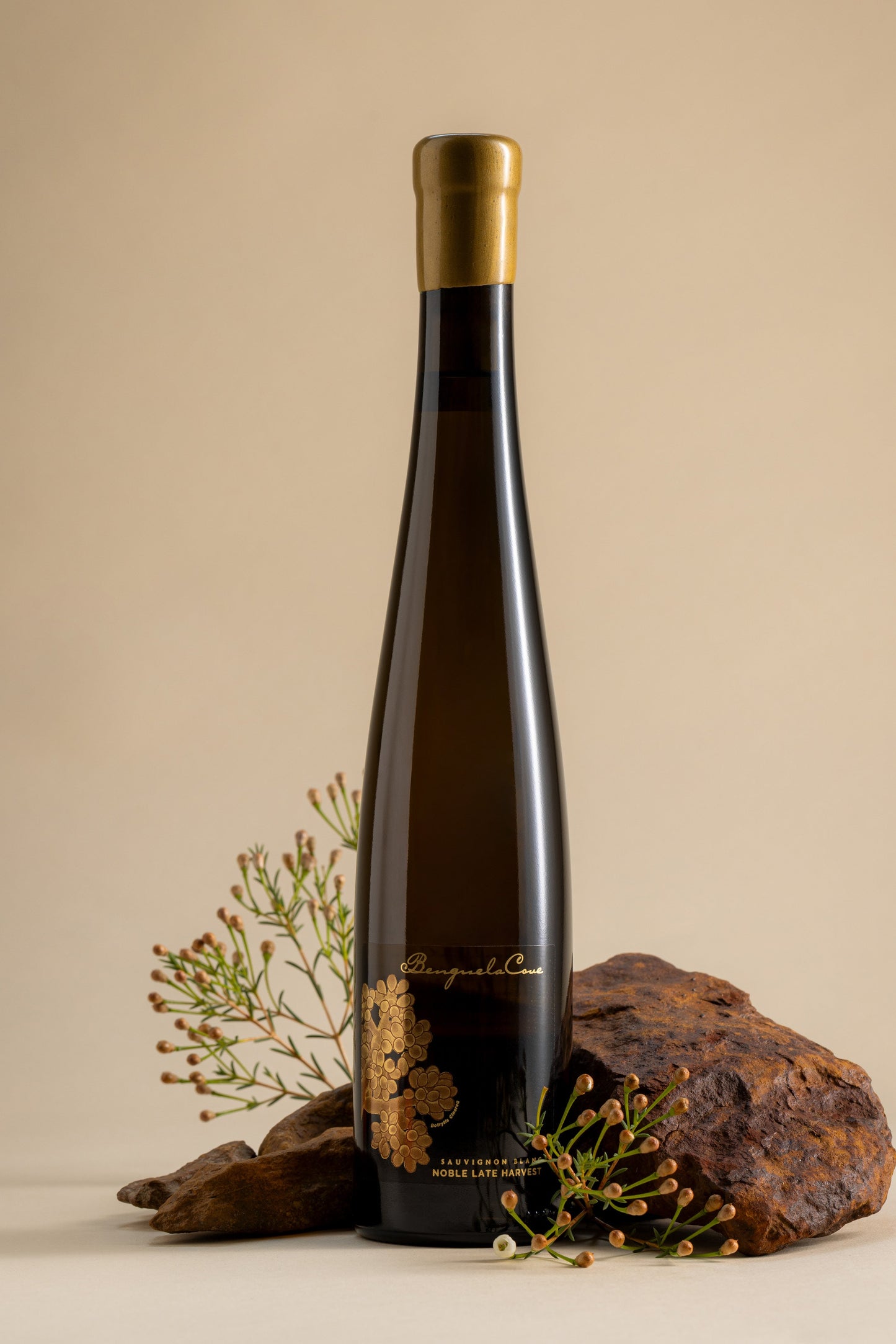 Noble Late Harvest dessert wine bottle